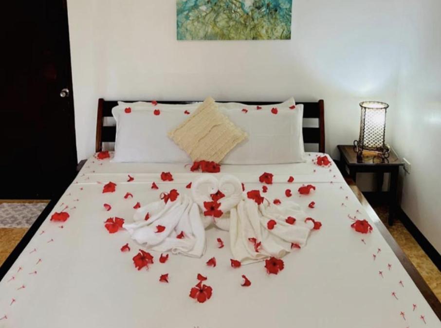 Ocean 101 Beach Resort General Luna  Quarto foto